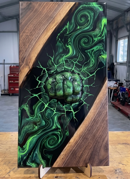 [PRE-ORDER] Hulk Resin Cutting Board